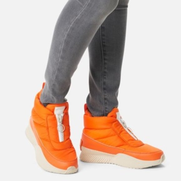 Sorel x prAna Out N About III Puffy Zip Boots Heatwave Orange Booties Size 9.5 - Picture 1 of 7